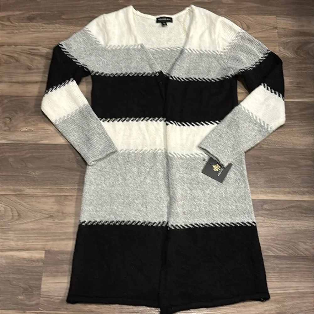 **NWT** Fortune + Ivy Cardigan - Picture 2 of 4